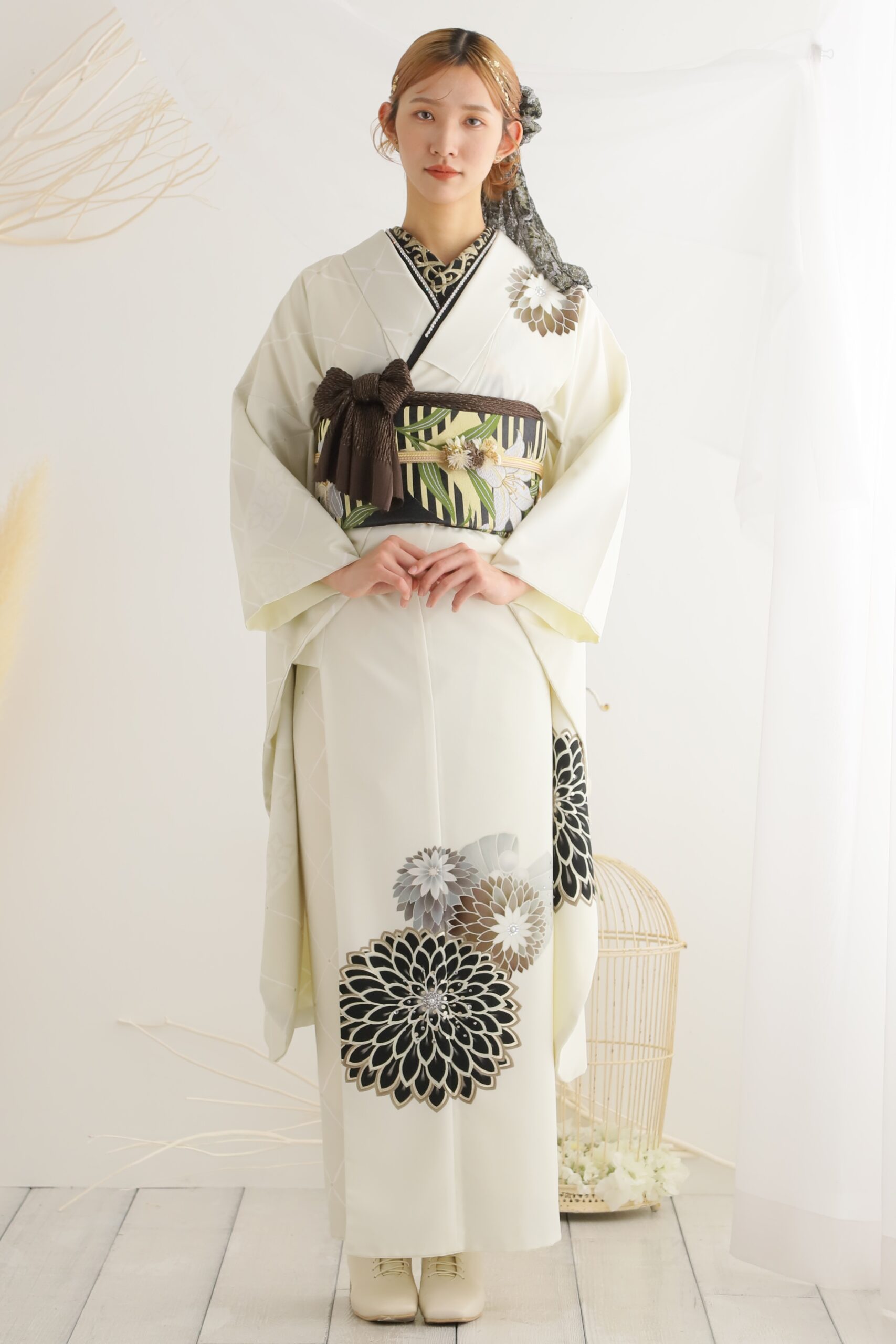 紅一点ティナ白