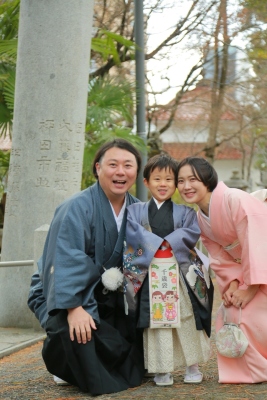 image015