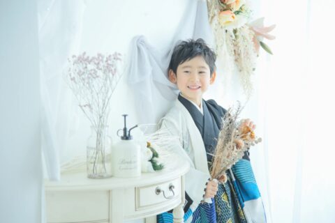 5歳男のコ七五三写真撮影（前撮り・後撮り）｜広島市の写真スタジオ「笑顔創造写真館ニコ」